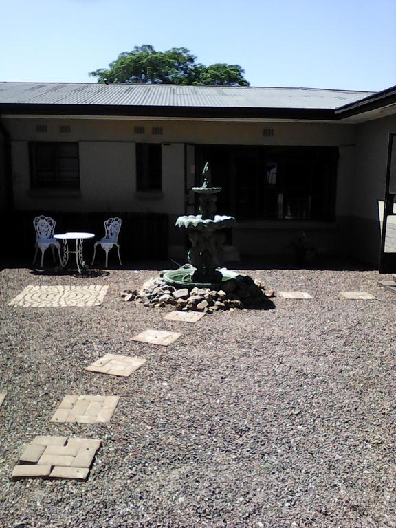 Elephant Lodge Guesthouse Vanderbijlpark Exterior foto